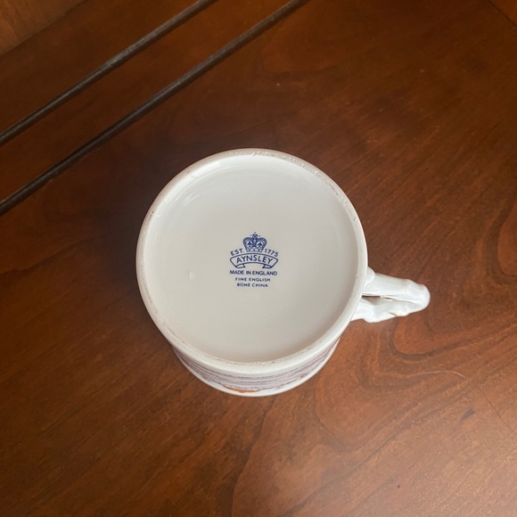 Aynsley 1981 Royal Wedding Commemorative dish&mug - Picture 6 of 6